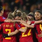 Las jugadoras de España celebran uno de sus goles a Países Bajos