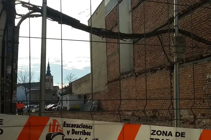 Demolido el segundo edificio que habilitará el acceso a la nueva Plaza Mayor de Getafe