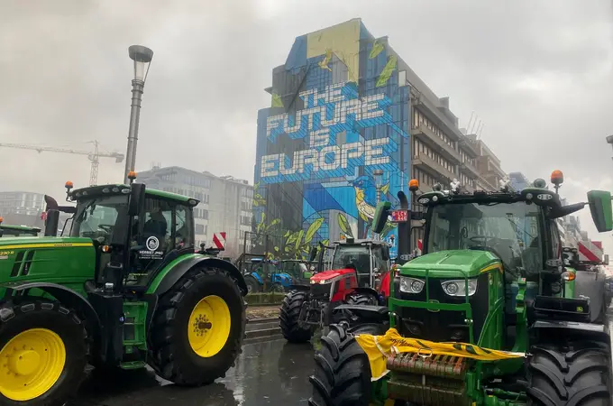 Los Veintisiete consideran insuficientes las medidas de la Comisión Europea para calmar a los agricultores
