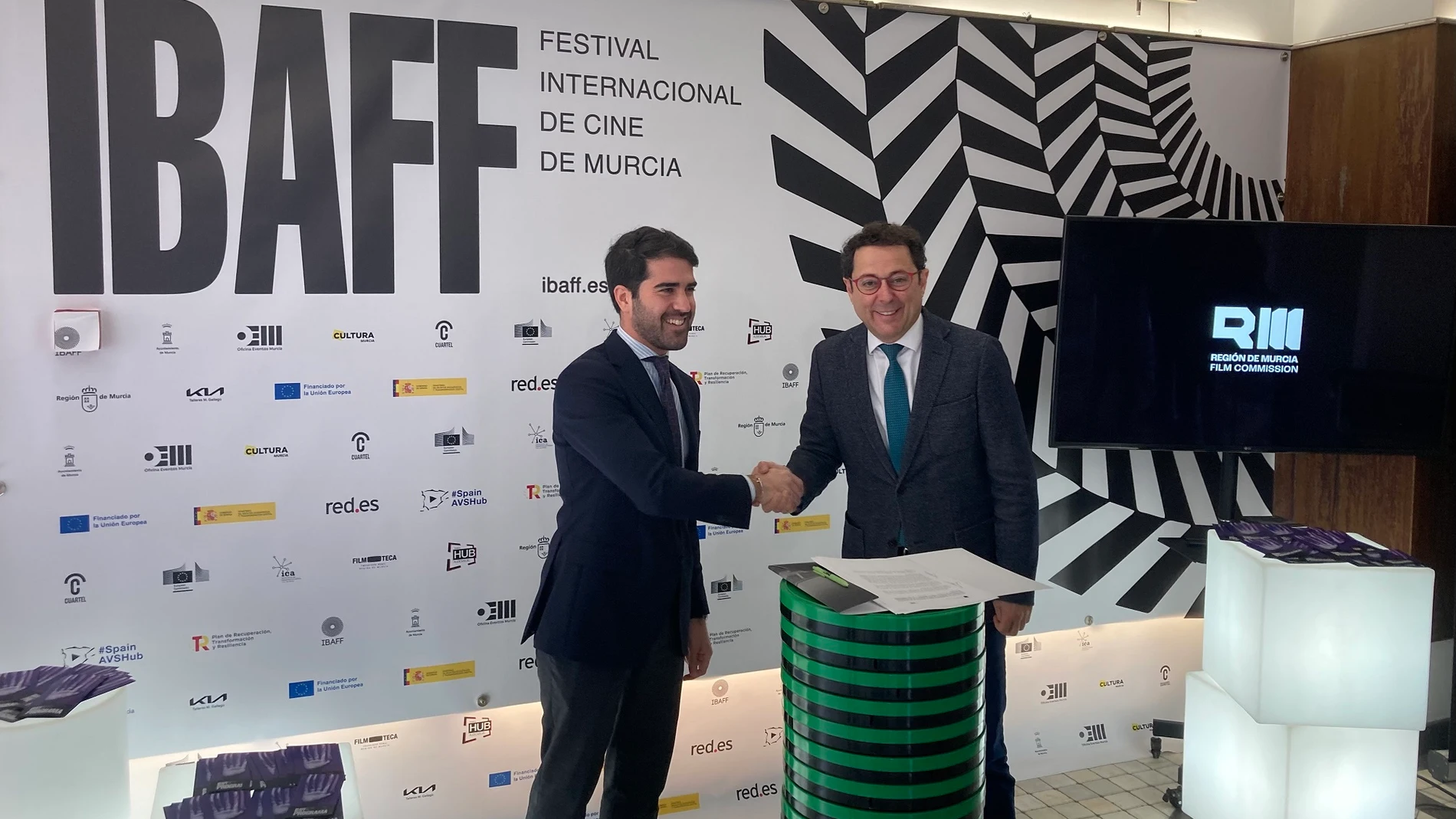 Imagen del acto de adhesión del Ayuntamiento de Murcia a la Film Commission Región de Murcia