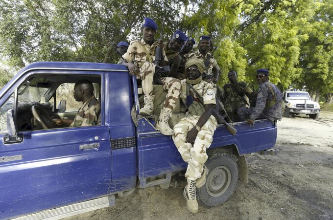 AMP2.- Chad.- Chad confirma "muchos muertos" en un ataque contra un edificio gubernamental en la capital, Yamena
