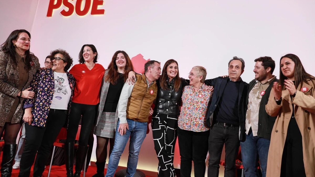 El PSOE de Extremadura elige este sábado al sucesor de Guillermo Fernández Vara