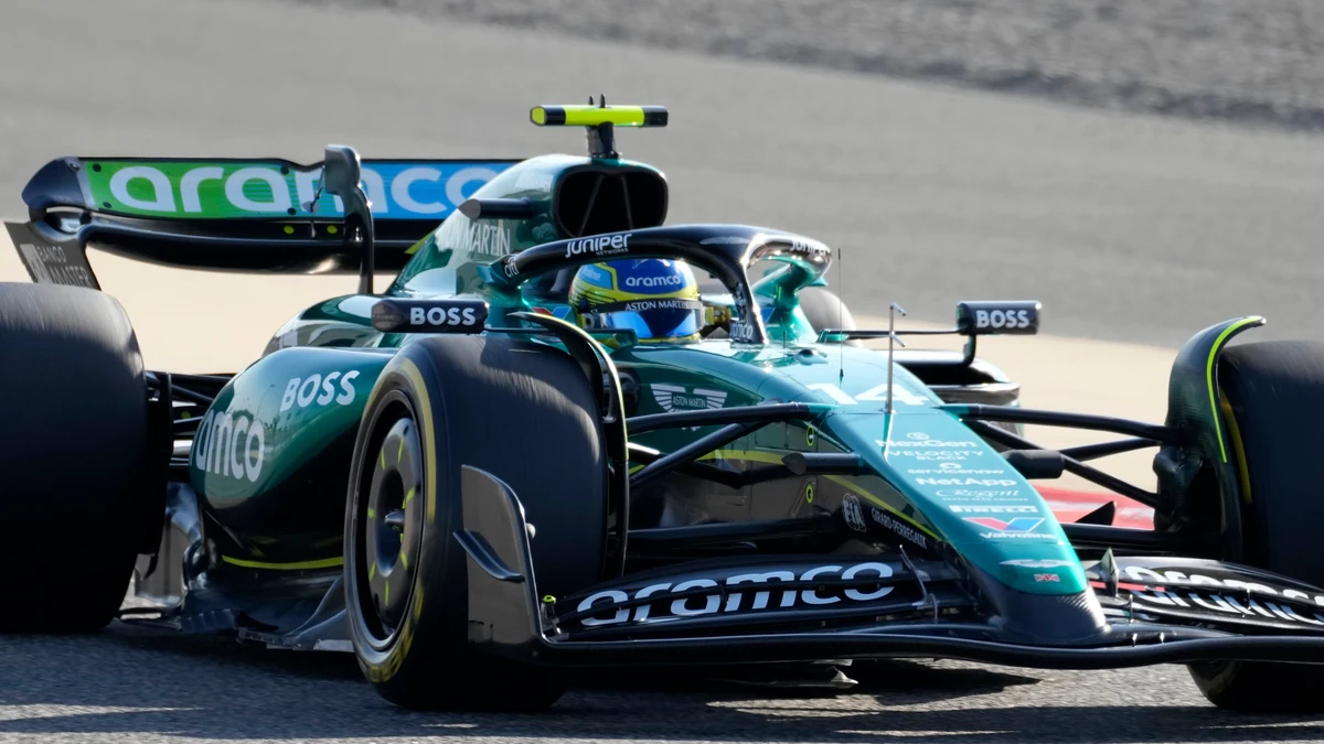Siga en directo el Gran Premio de Baréin: Alonso y Sainz buscan el podio