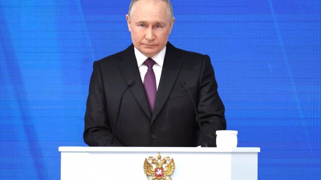 VÍDEO:Ucrania.-Putin refuerza flanco occidental de Rusia y prevé "consecuencias trágicas" si OTAN envía tropas a Ucrania