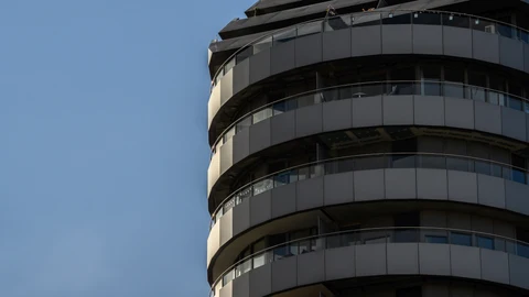 Edificio en Mislata construido con los mismos materiales que el incendiado en Campanar