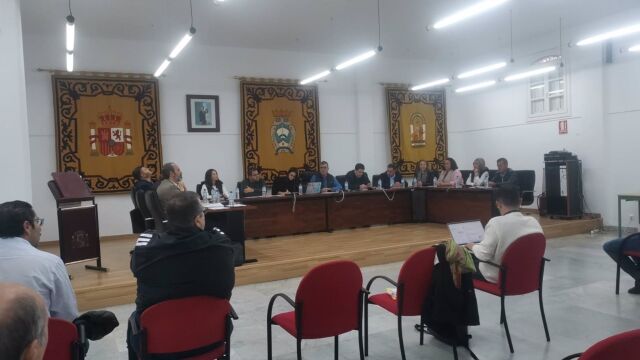 PSOE, Cs y concejal no adscrito presentan una moción de censura para desalojar al PP en Carboneras (Almería)