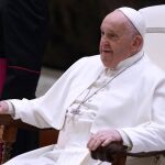 El Papa vuelve a delegar la lectura de un texto a un colaborador: "Todavía estoy un poco resfriado"