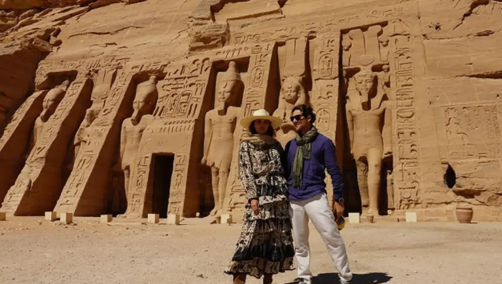 David Bisbal junto a Rossana visitan los templos de Nefertari y Ramsés II