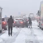 La nieve provoca cortes en varias carreteras