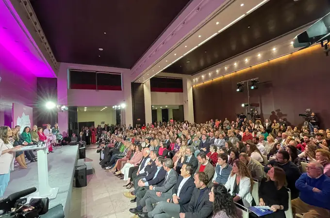 Moreno, sobre la campaña del PSOE por el 8M: «Dividir a la sociedad es lo peor»