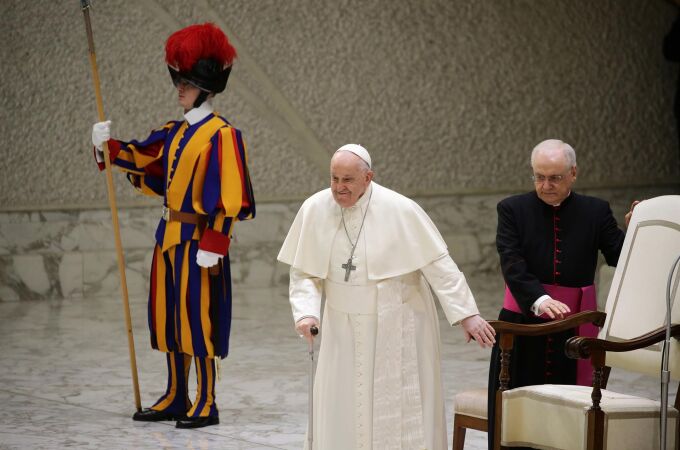 El Papa durante la audiencia general en San Pedro del Vaticano