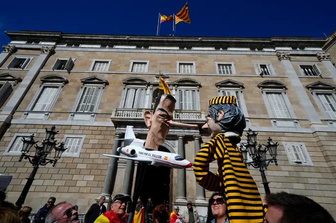 500 personas claman contra la Amnistía en Barcelona: 