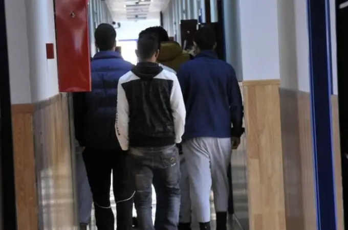 Menas denuncian vivir en un ambiente de castigo y desprotección Menas denuncian vivir en un ambiente de castigo y desprotección