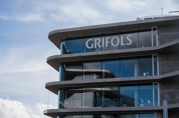 Grifols se desinfla en Bolsa: entra en pérdidas y se deja cerca del 3%