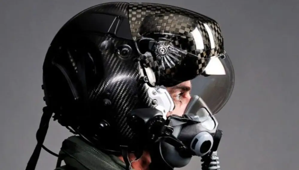 Así es el casco de 400.000 dólares que usan los pilotos de los cazas F-35.