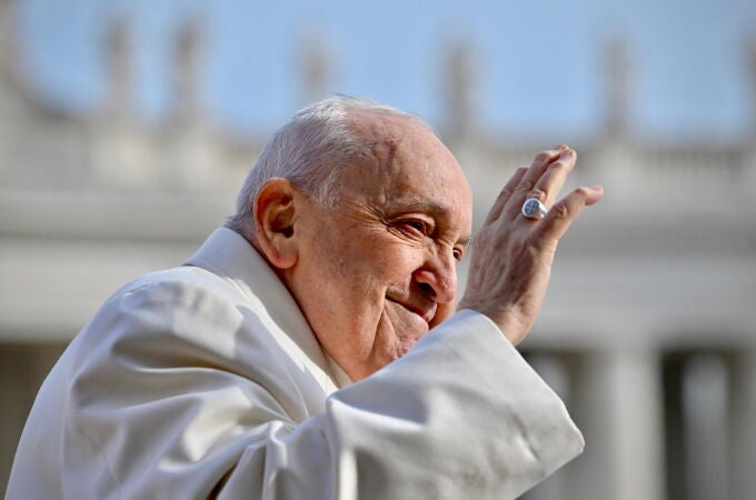 El Papa Francisco encabeza su audiencia general en la Plaza de San Pedro