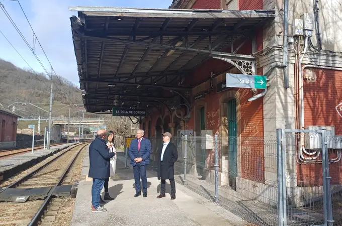 La conversión de la estación de tren de La Pola de Gordón (León) en albergue de peregrinos comenzará en primavera con una inversión superior al medio millón de euros