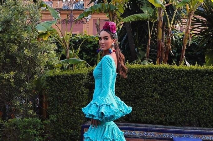 Rocío Osorno con traje de flamenca para la Feria de Abril.