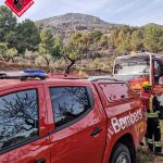 AMP.- Incendios.- Bomberos dan por controlado el incendio declarado en Muro d'Alcoi (Alicante)