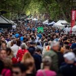 CATALUNYA.-Un centenar de editoriales, librerías y colectivos critica la "privatización" de Sant Jordi