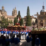 Monumentos y procesiones se unen en Semana Santa