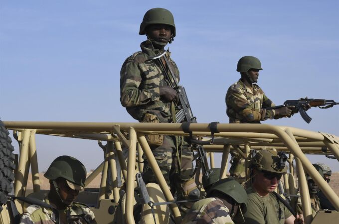 Níger.- Níger eleva a 23 los militares muertos en un ataque en Tillabéri y decreta tres días de luto nacional