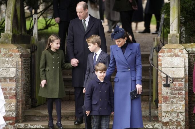 Britain's Kate, the Princess of Wales, from right, Prince Louis, Prince George, Prince William and Princess Charlotte leave after attending the Christmas day service at St Mary Magdalene Church in Sandringham in Norfolk, England