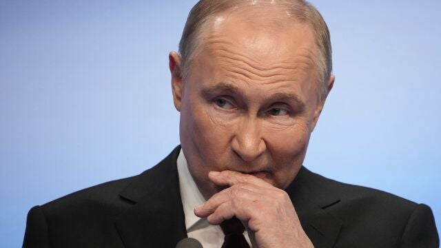 Vladimir Putin dice responder a «las amenazas de Occidente»
