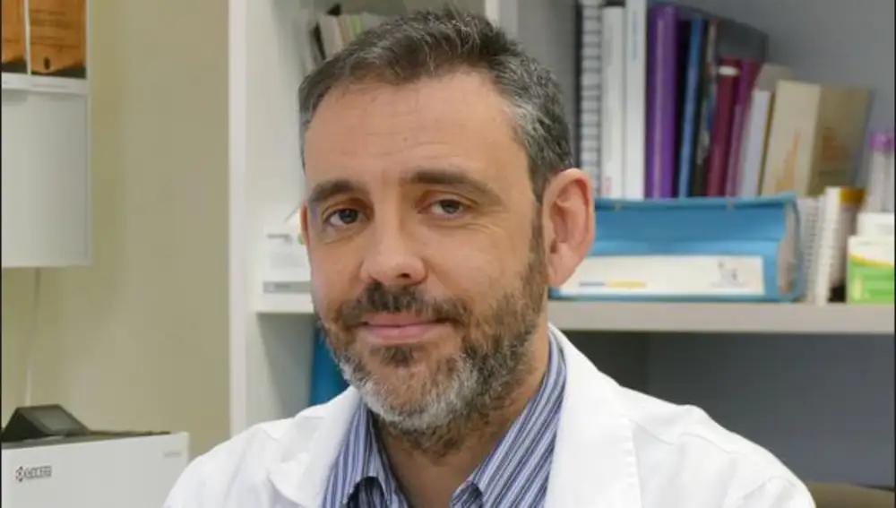 El doctor Sergio Gallego Rodríguez, especialista en Endocrinología y Nutrición del Hospital Universitario Quirónsalud Madrid