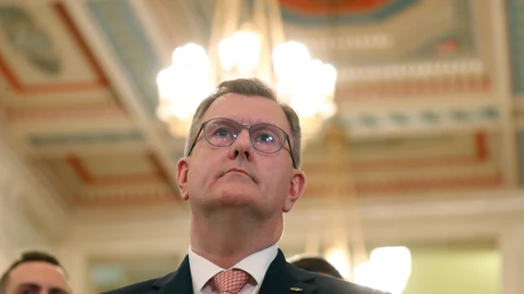Jeffrey Donaldson presidía el Partido Unionista Democrático desde 2021