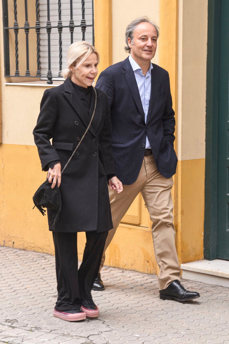 Eugenia Martínez de Irujo y Narcís Rebollo disfrutan de la Semana Santa en Sevilla.