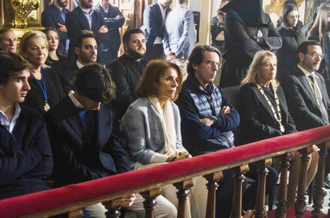 José María Aznar y su familia en la iglesia de la Encarnación de Marbella
