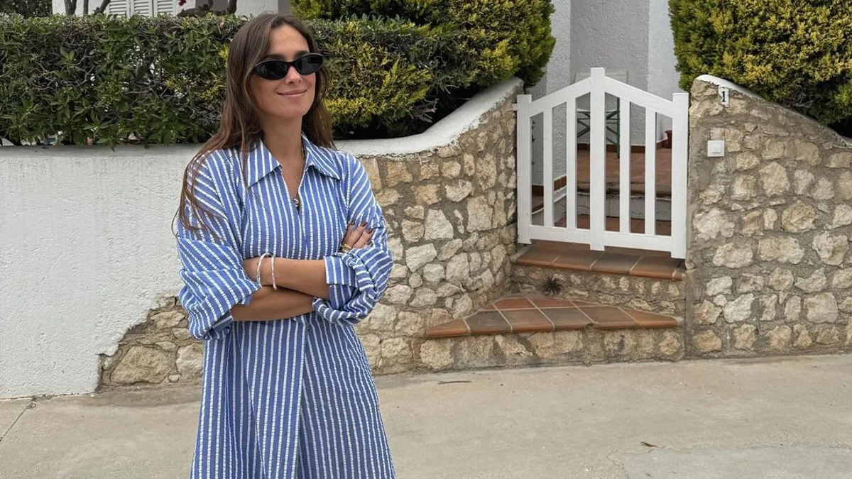Así es el vestido camisero de marca española que María Pombo ha lucido en su escapada de Semana Santa a Almería