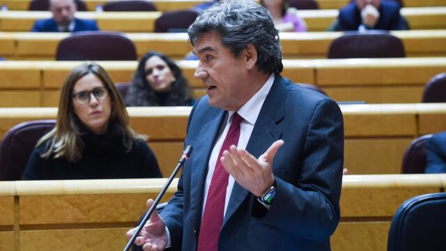 Economía.- Escrivá apela a un "gran consenso" para hacer "más atractiva" la Función Pública ante el reto generacional
