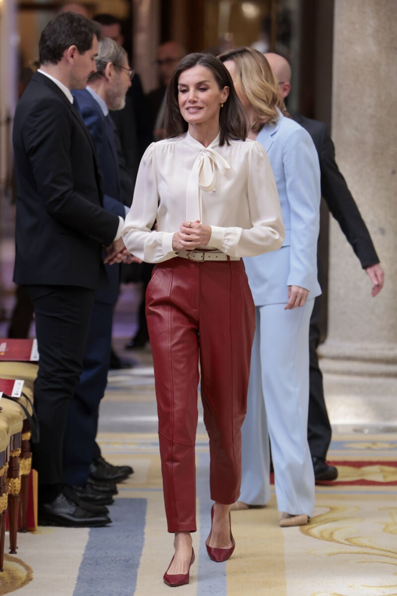 El look de la Reina Letizia. 