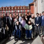 Los participantes de la gala son recibidos por el alcalde de Valladolid, Jesús Julio Carnero