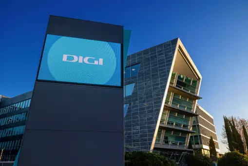 Digi vende a Onivia parte de su red de fibra óptica en España por 750 millones de euros