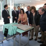 Miriam Andrés y Ángeles Armisén en la inauguración de la muestra en Palencia