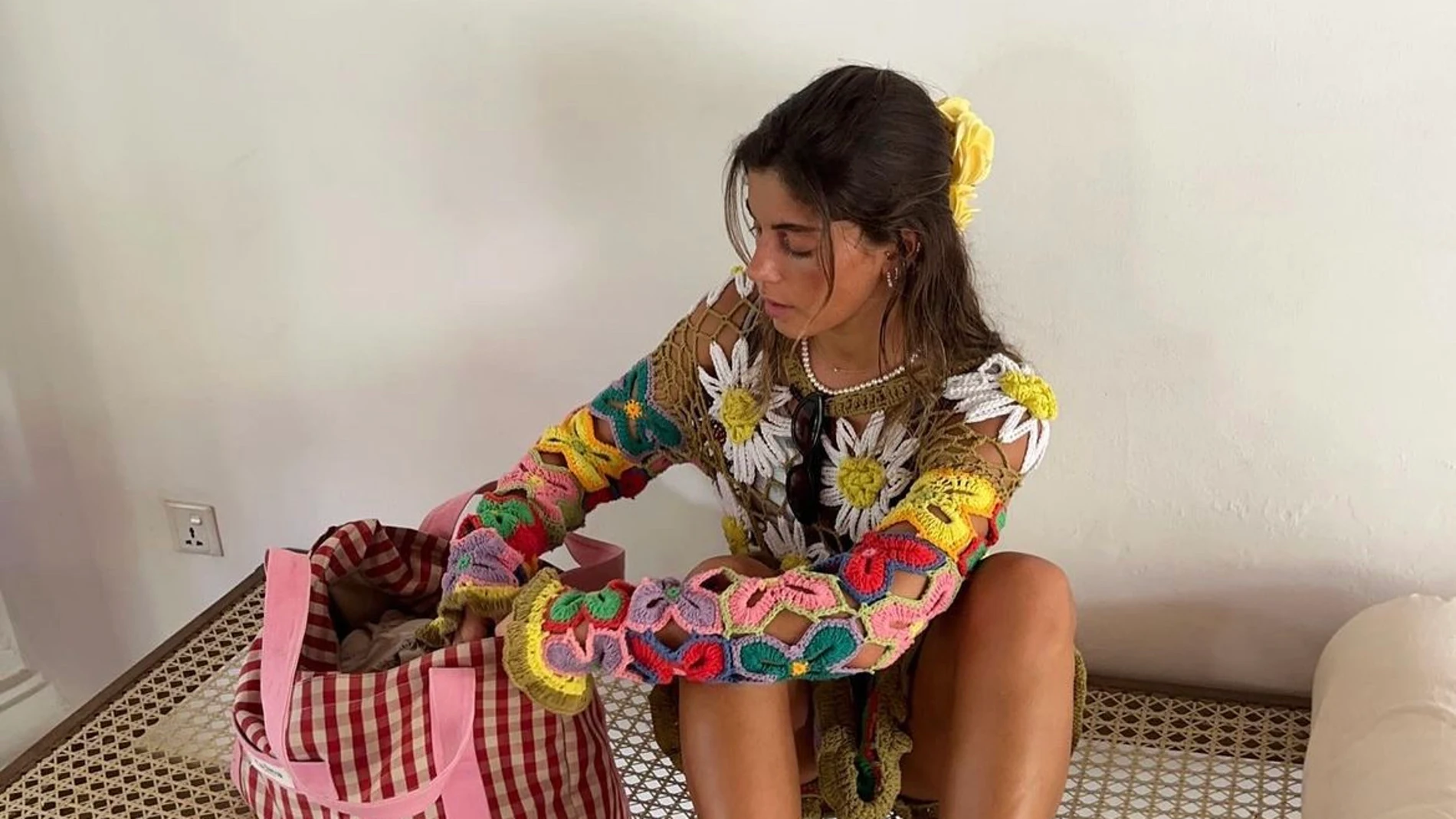 El top de crochet de Sara Baceiredo es perfecto para el verano
