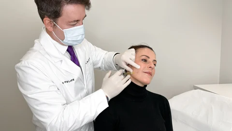 «Cuando se habla de medicina regenerativa en dermatología estética se hace referencia a reparar la huella del paso del tiempo», doctor Iñigo De Felipe.