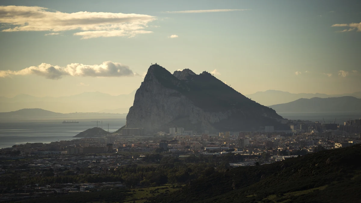 Una investigación predice cuándo desaparecerá el Estrecho de Gibraltar