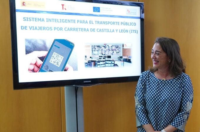 La consejera de Movilidad, María González Corral, durante la presentación del sistema del transporte público de viajeros