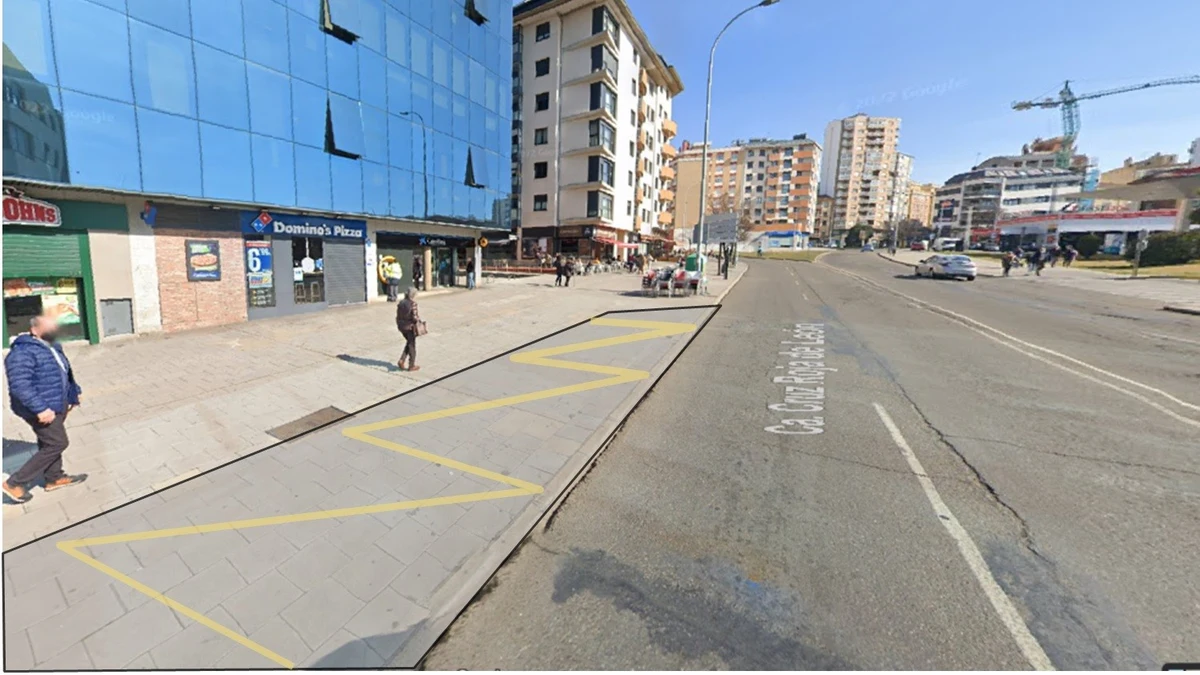El PP de León recoge la petición de usuarios, empresas y vecinos de Eras para facilitar un estacionamiento temporal junto al edificio Europa