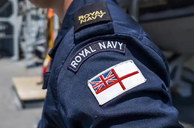 ¿Alistarse a la marina sin saber nadar? La Royal Navy ya lo permite: elimina el examen de natación para acceder