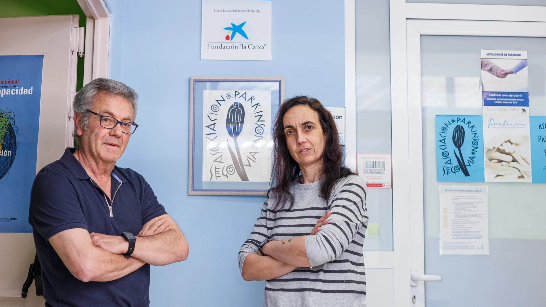  El presidente de la Asociación de enfermos de Parkinson de Segovia, Javier Herrero; y la gerente, Teresa Martín