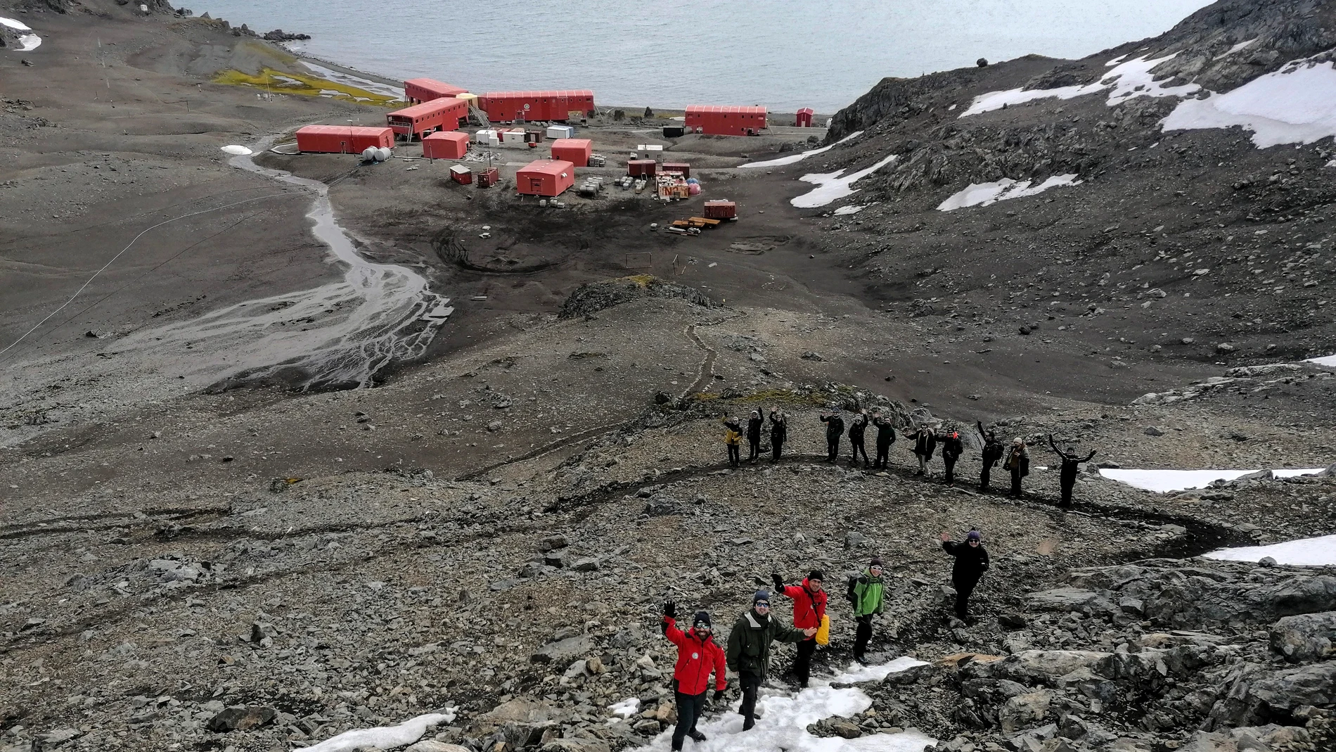 Dos valencianos de Aemet pronostican el tiempo en la Antártida para ayudar a la ciencia