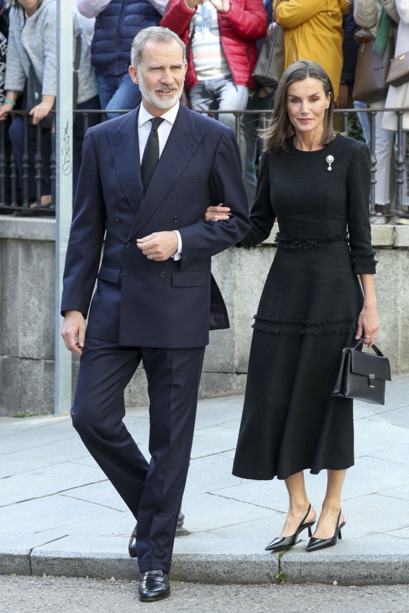 Don Felipe y Doña Letizia en el funeral de Fernando Gómez-Acebo