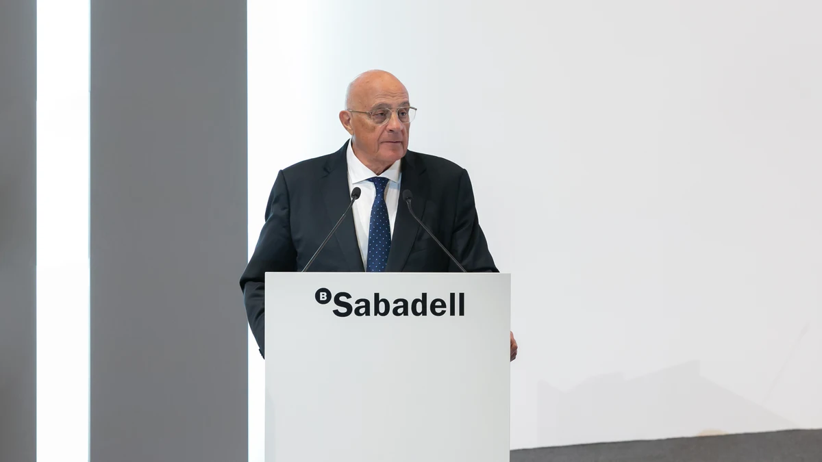 Josep Oliu: “Banco Sabadell ha cerrado el mejor año de su historia y 2024 consolidará su modelo de negocio”