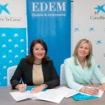 Hortensia Roig, presidenta de EDEM Escuela de Empresarios, y Olga García, directora territorial de CaixaBank en la Comunitat Valenciana y Región de Murcia