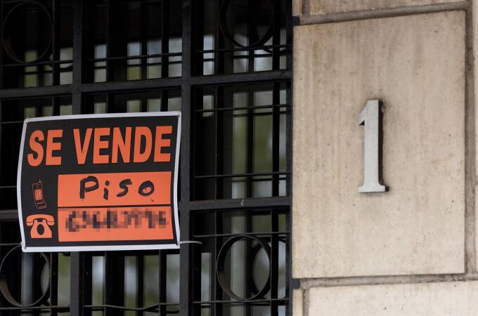 Economía.- La compraventa de viviendas en España aumentó un 10,3% en febrero, según los notarios